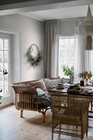 Painter´s Wall vit och grå toner