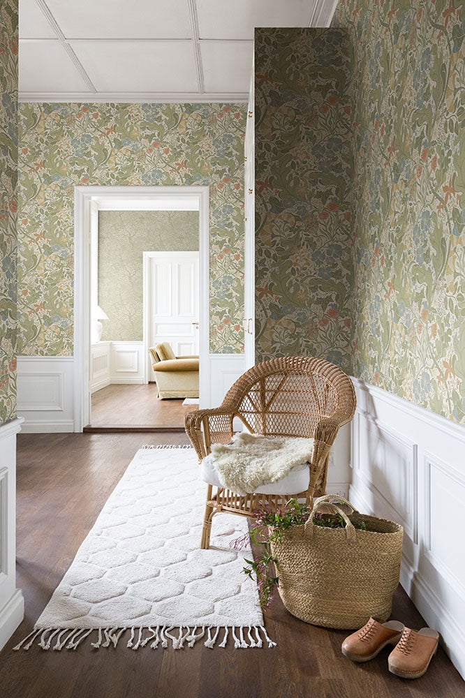 Olle, tapet i ljusgrönt och beige