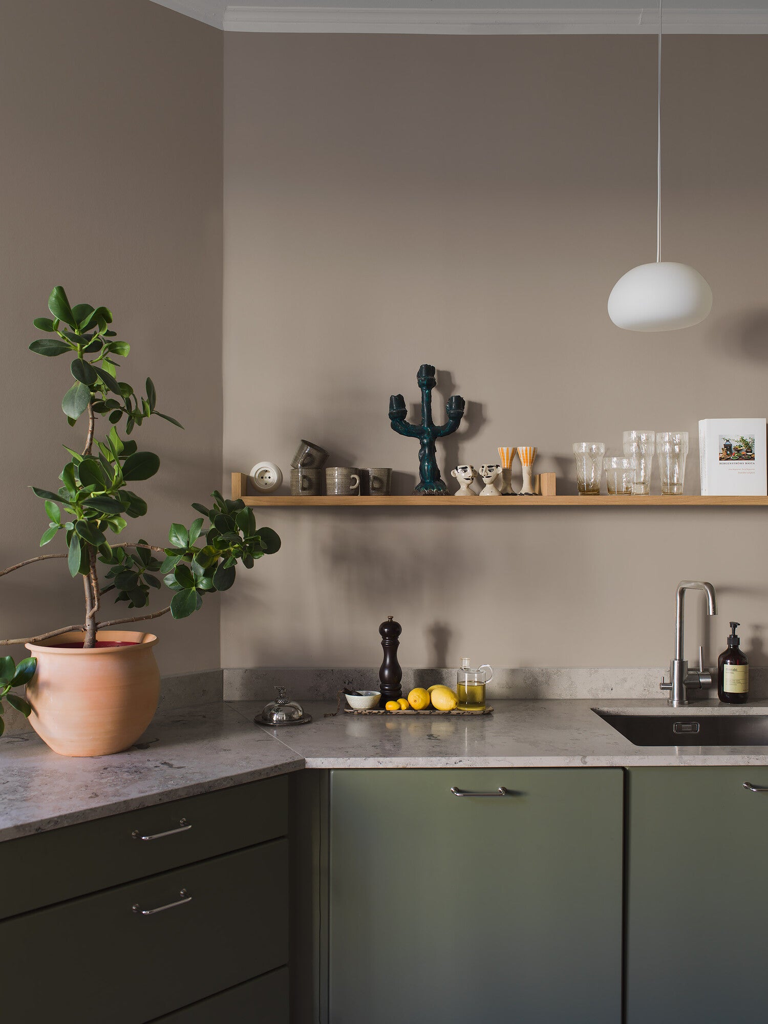 Almond, beige 7551 tapet