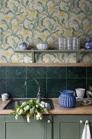 Bodri blommor och blad i grönt och gult