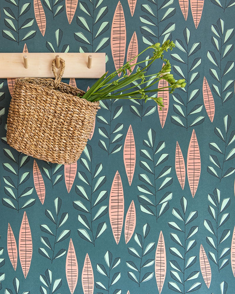 Garden City, mörkturkos tapet