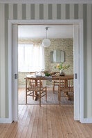 Magdalena, beige tapet